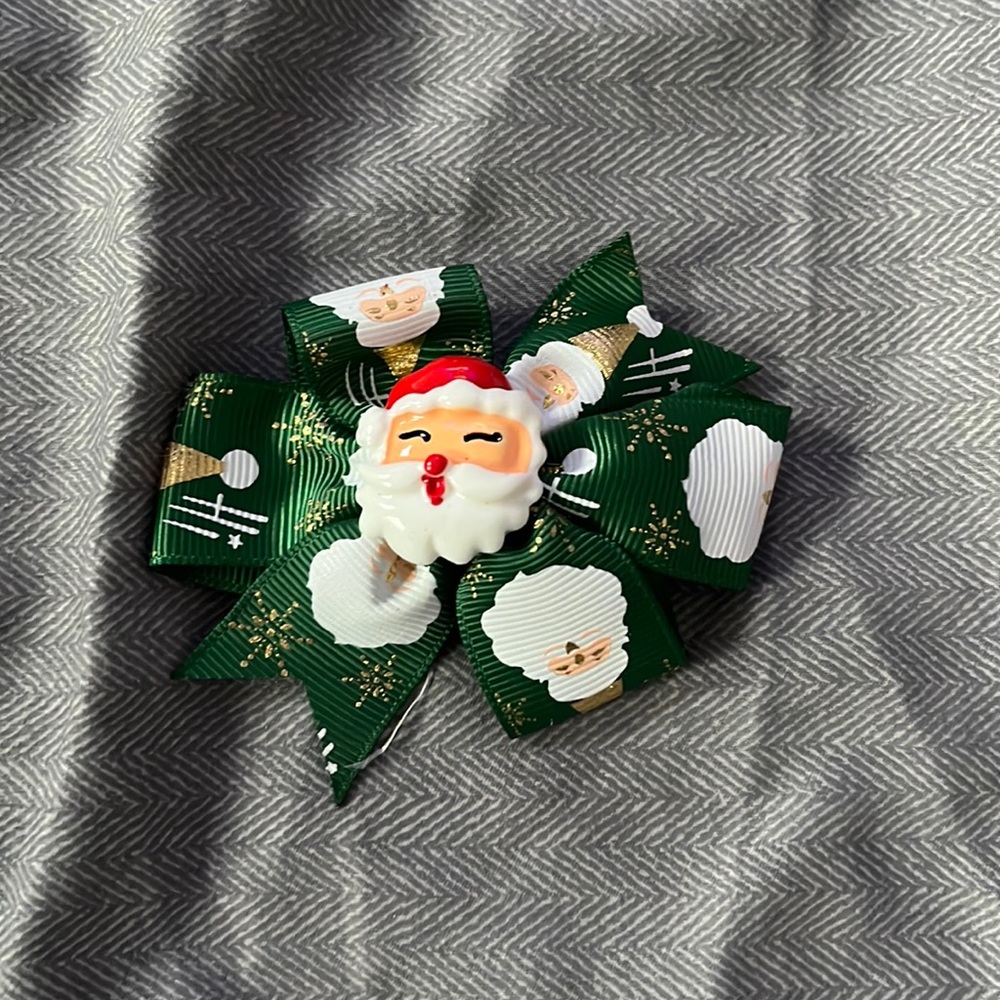 3 for $10 Green Santa bow